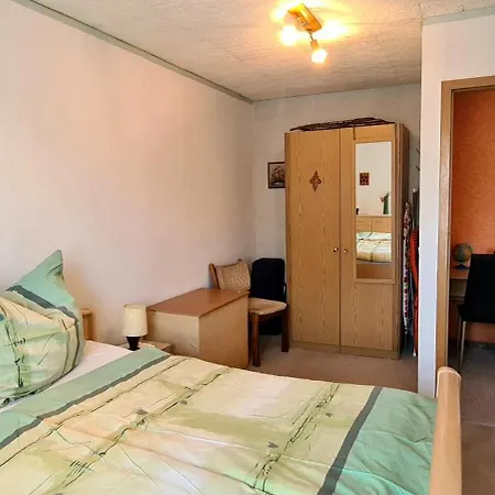 Ferienwohnung-haus-waldblick *